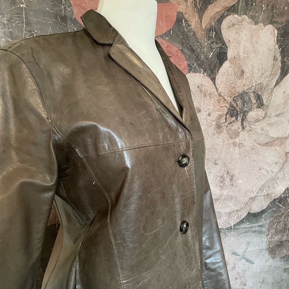 Leather jacket - Picture 7 of 7